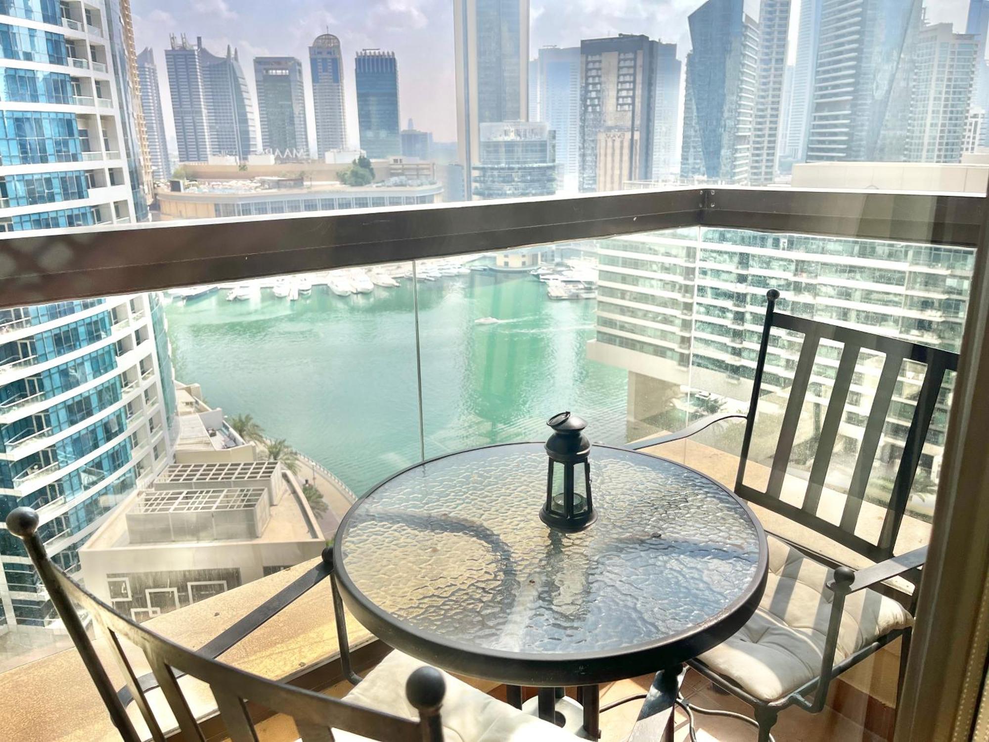 Amazing 1bdr In Jbr- Beach Access And Lake View Apartment *